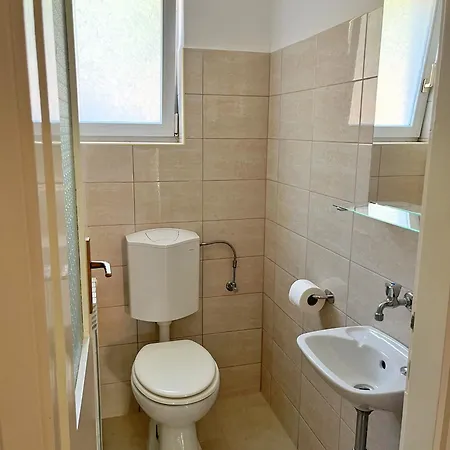 Apartman Nino In *