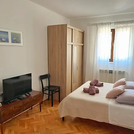 Nino In Apartament *